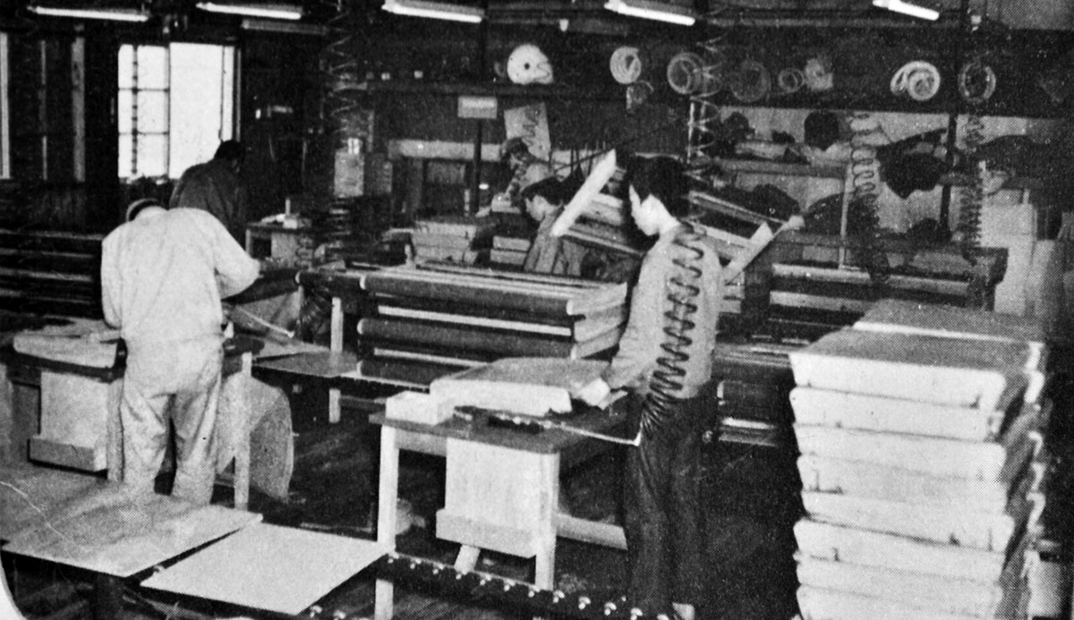 1970年 国府工場操業開始｜冨士ファニチア