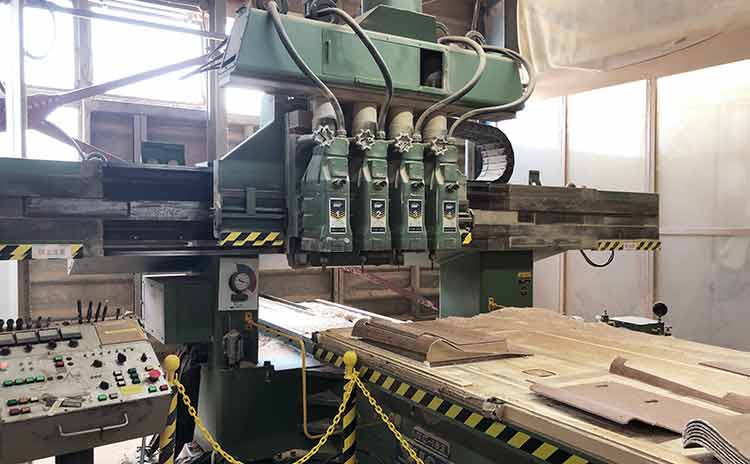 I-H19-3-axisCNCrouter Factory-Facility 機械加工設備 3軸CNCルーター|冨士ファニチア