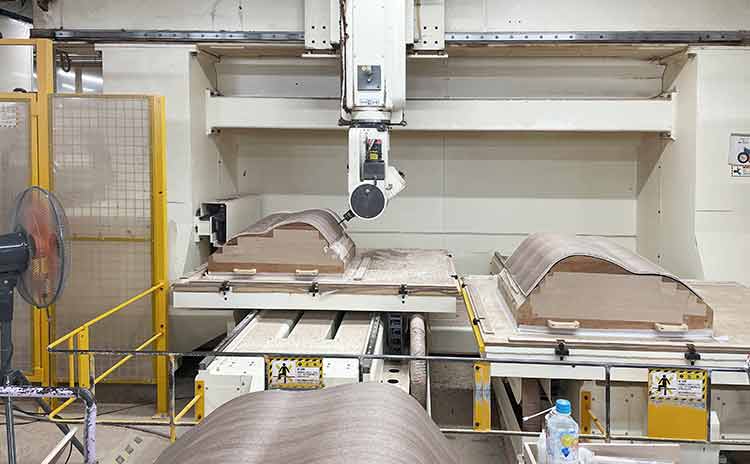 I-H21-doji6jikuCNCmachiningcenter Factory_Facility機械加工設備 同時6軸CNCマシニングセンター|冨士ファニチア
