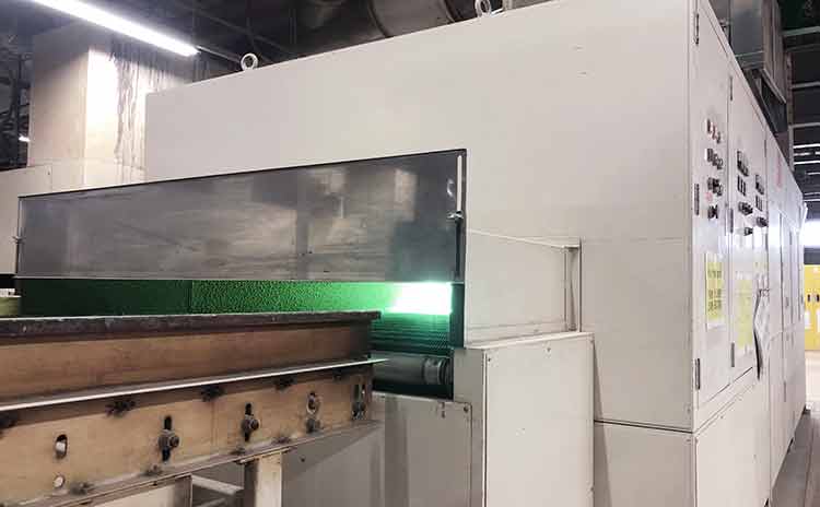 I-H36-intermediatecoatingUVcoatingline Factory-Facility塗装設備 中塗りUV塗装ライン|冨士ファニチア
