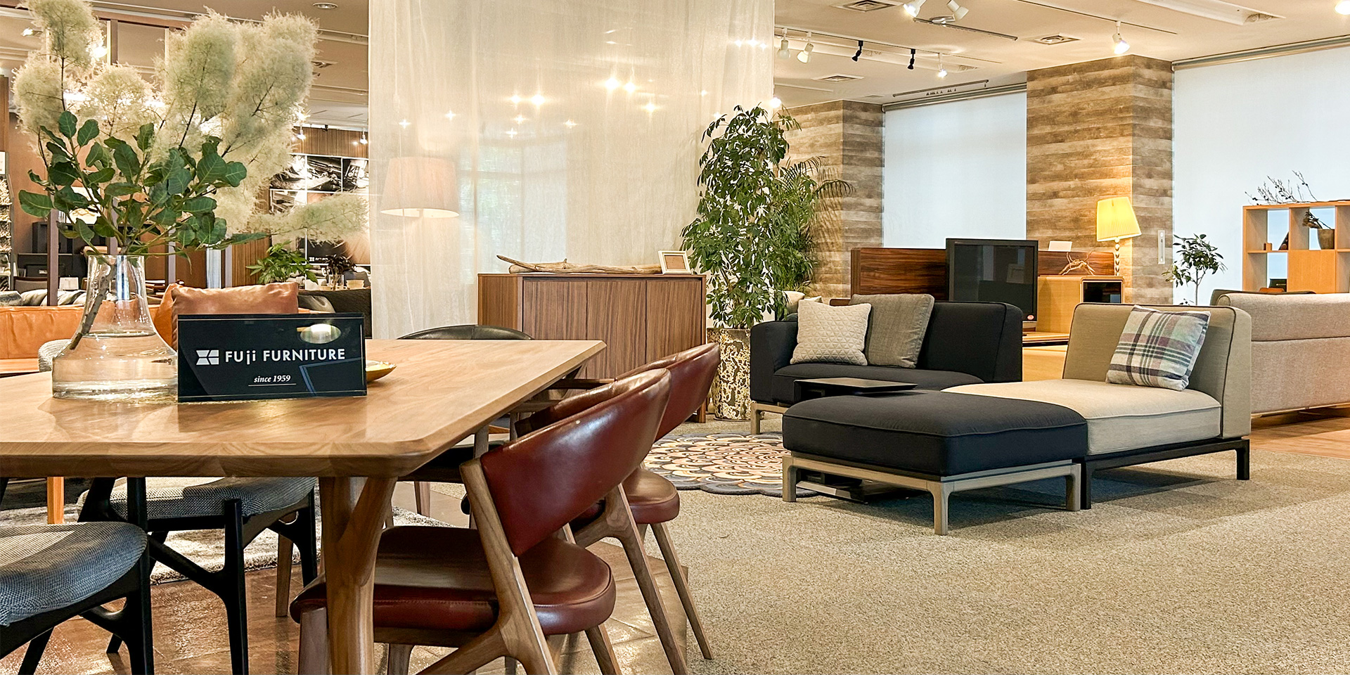 Tokyo Showroom-Fuji Furniture